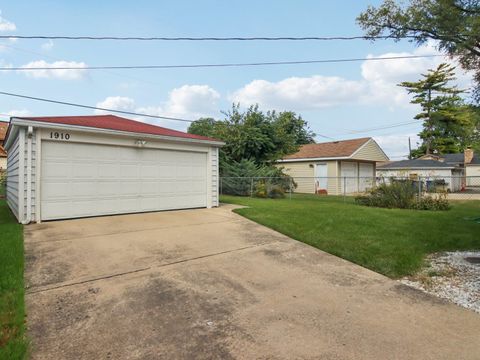 Tiny photo for 1910 S 22nd Avenue, Maywood, IL 60153 (MLS # 12481686)