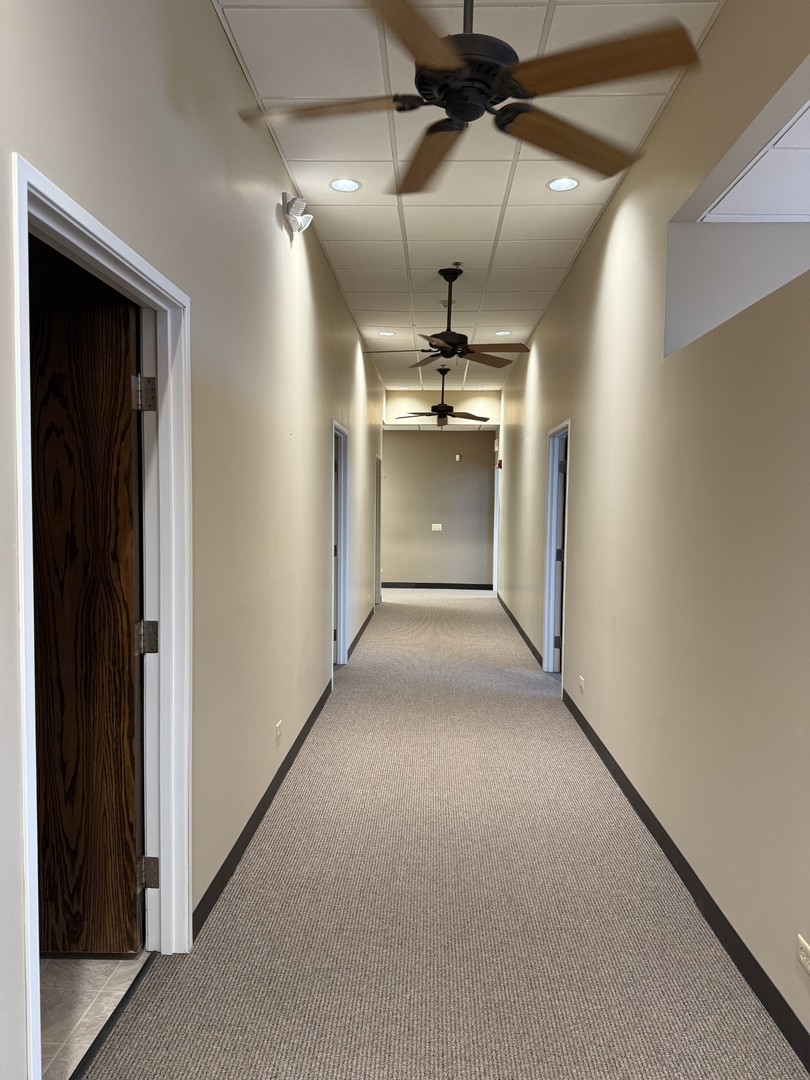 22285 N Pepper Road 100