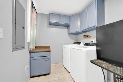 Tiny photo for 9436 S Spaulding Avenue, Evergreen Park, IL 60805 (MLS # 12673558)