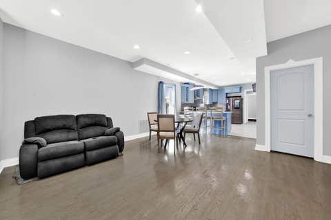 Tiny photo for 9436 S Spaulding Avenue, Evergreen Park, IL 60805 (MLS # 12673558)