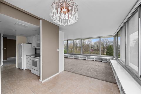 Tiny photo for 1337 21st Avenue #4D, Rock Island, IL 61201 (MLS # 12617113)