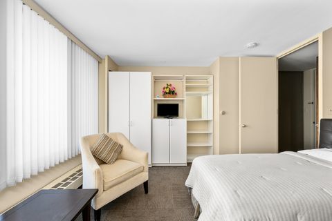 Tiny photo for 1337 21st Avenue #4D, Rock Island, IL 61201 (MLS # 12617113)