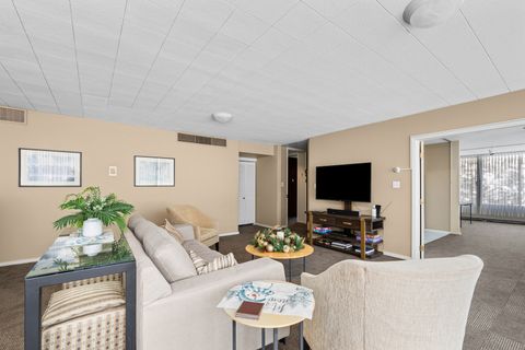 Tiny photo for 1337 21st Avenue #4D, Rock Island, IL 61201 (MLS # 12617113)