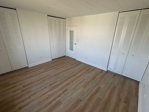 Tiny photo for 9074 W Terrace Drive #4N, Niles, IL 60714 (MLS # 12486761)