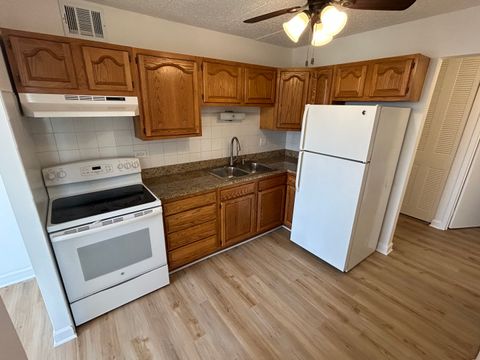 Tiny photo for 9074 W Terrace Drive #4N, Niles, IL 60714 (MLS # 12486761)