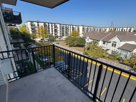 Tiny photo for 9074 W Terrace Drive #4N, Niles, IL 60714 (MLS # 12486761)