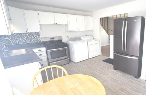 Tiny photo for 9236 Stanford Drive S, Bridgeview, IL 60455 (MLS # 12485807)