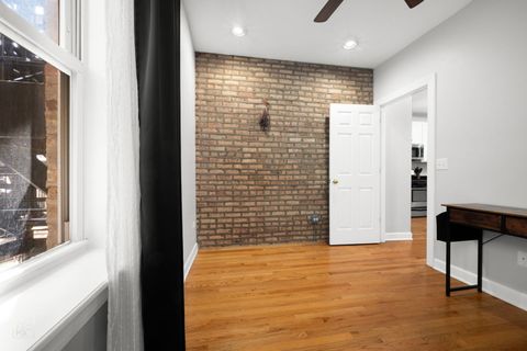 Tiny photo for 5255 N Rockwell Street #1, Chicago, IL 60625 (MLS # 12605904)