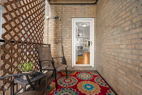 Tiny photo for 5255 N Rockwell Street #1, Chicago, IL 60625 (MLS # 12605904)