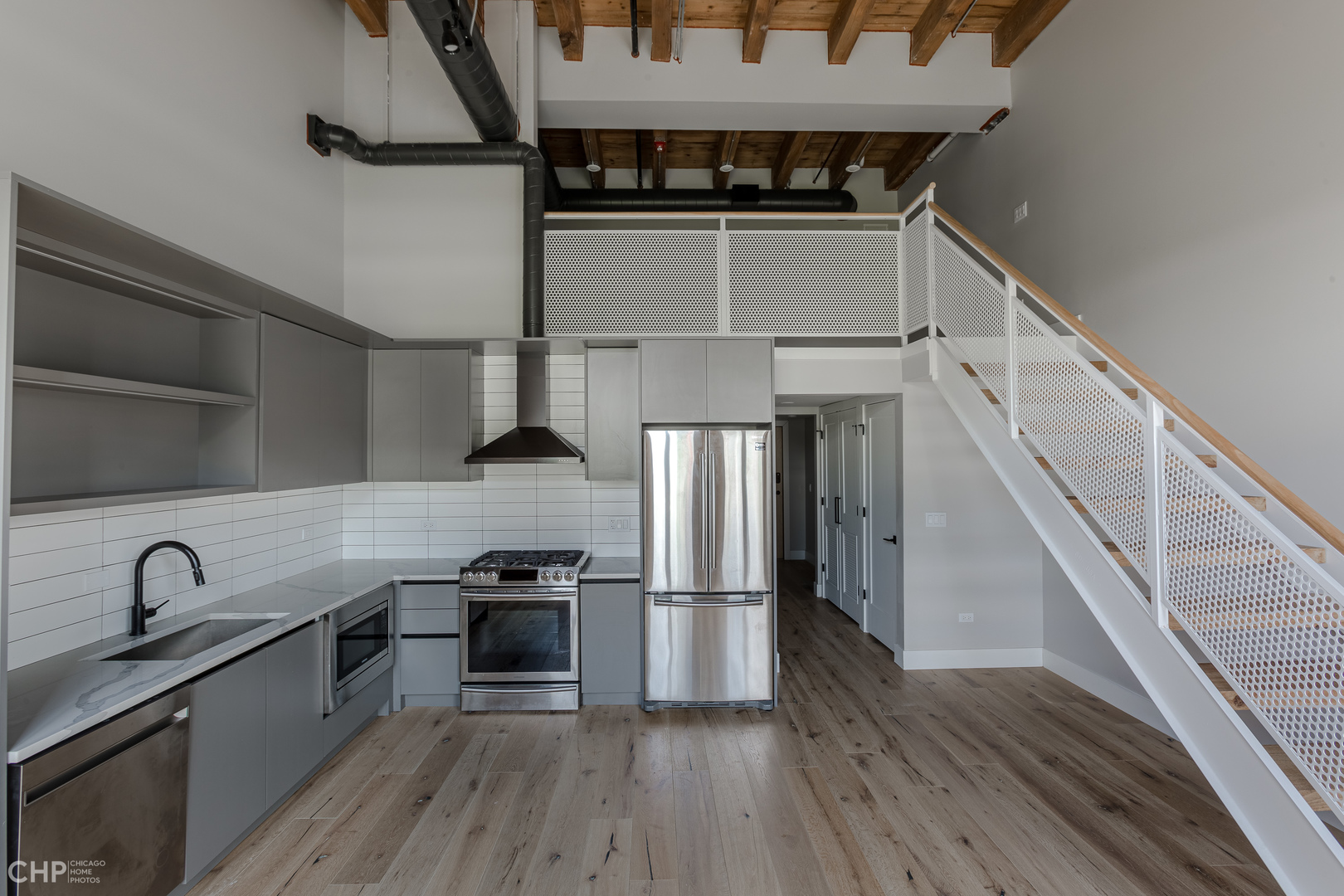 729 N Sangamon Street 302