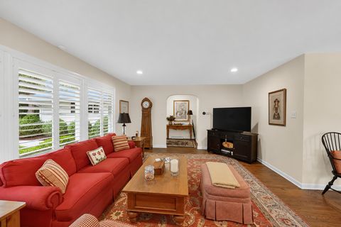 Tiny photo for 703 Park Drive, Flossmoor, IL 60422 (MLS # 12653063)