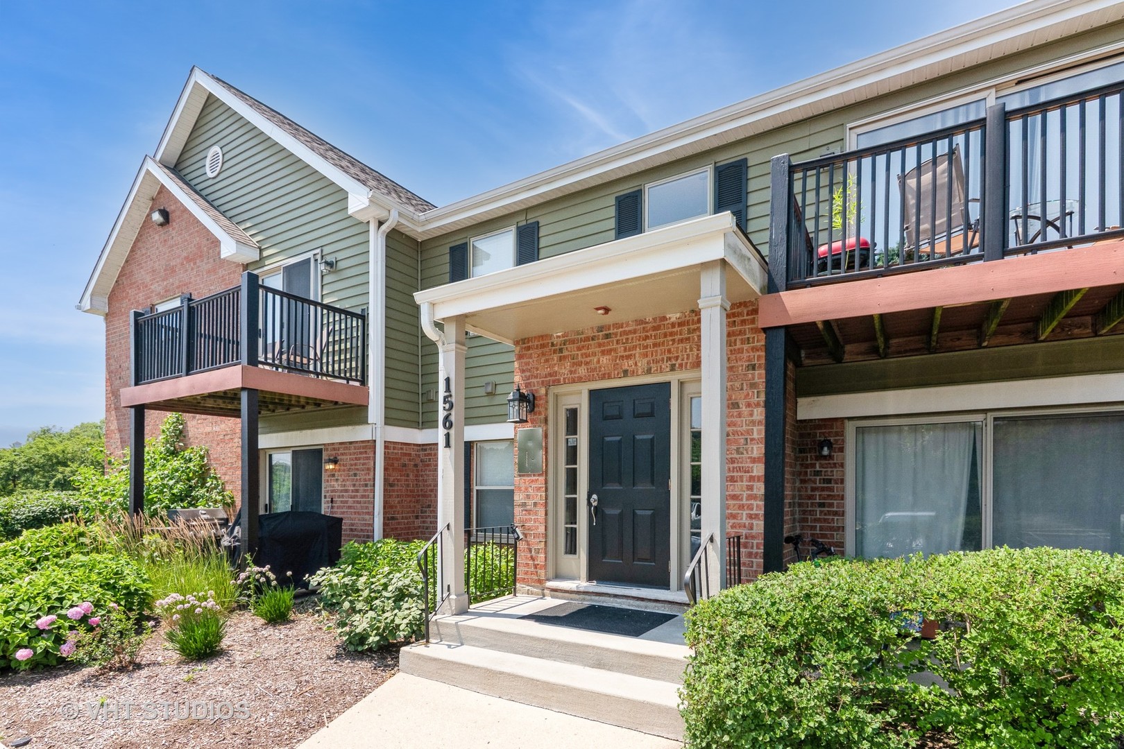 1561 Raymond Drive 103