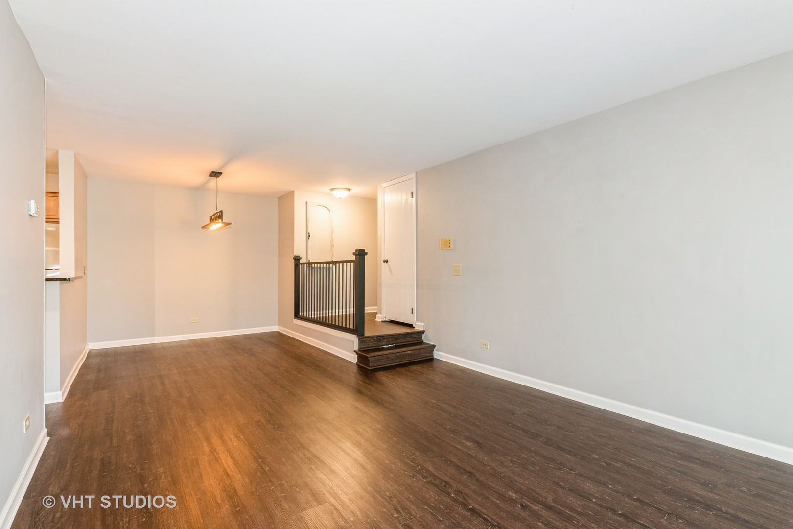 1561 Raymond Drive 103