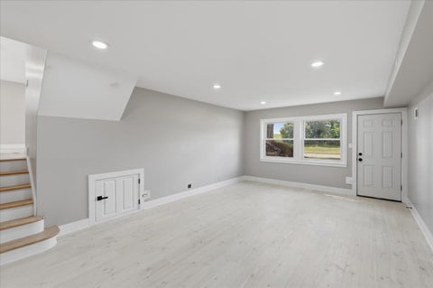 Tiny photo for 10 Linden Avenue, Buffalo Grove, IL 60089 (MLS # 12773465)