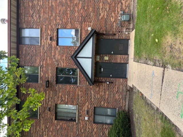 101 Gregory Street 12