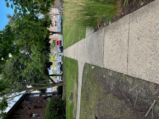 101 Gregory Street 12