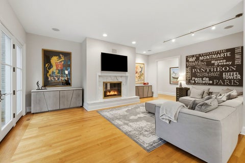 Tiny photo for 3 Hillburn Court, North Barrington, IL 60010 (MLS # 12753671)