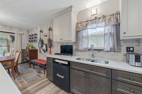 Tiny photo for 641 Clearmont Drive, Elk Grove Village, IL 60007 (MLS # 12749483)