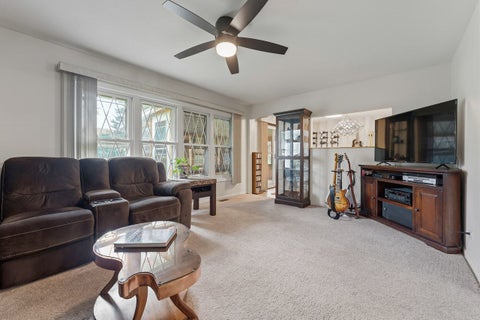 Tiny photo for 641 Clearmont Drive, Elk Grove Village, IL 60007 (MLS # 12749483)