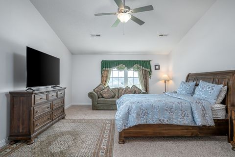 Tiny photo for 6524 International Drive, Bettendorf, IA 52722 (MLS # 12626783)