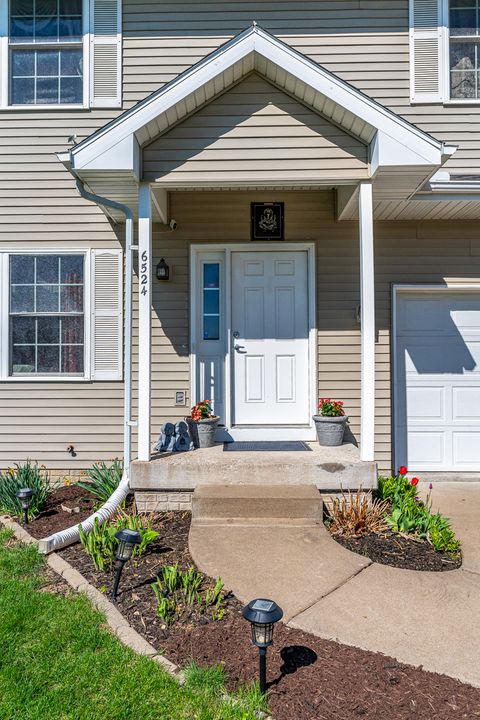 Tiny photo for 6524 International Drive, Bettendorf, IA 52722 (MLS # 12626783)
