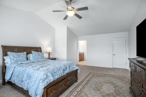 Tiny photo for 6524 International Drive, Bettendorf, IA 52722 (MLS # 12626783)
