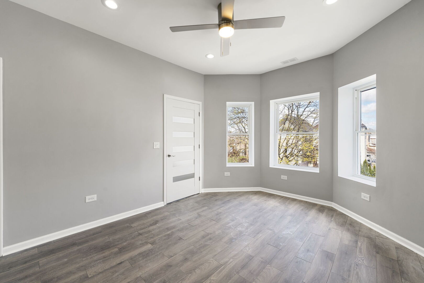 4819 W Superior Street