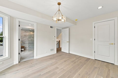 Tiny photo for 121 N Kensington Avenue, La Grange, IL 60525 (MLS # 12762364)