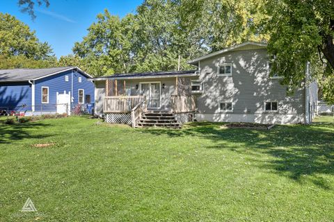 Tiny photo for 910 Dawn Court, DeKalb, IL 60115 (MLS # 12553515)