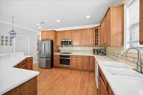 Tiny photo for 2325 Sundrop Drive, Glenview, IL 60026 (MLS # 12605061)