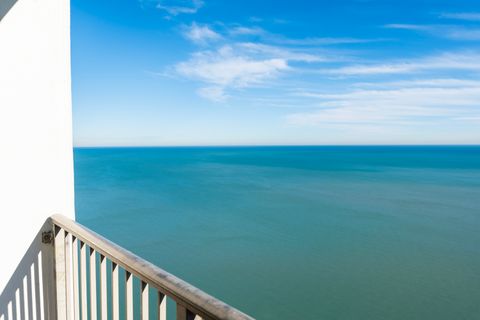 Tiny photo for 940 W Glenlake Avenue #42B, Chicago, IL 60660 (MLS # 12558077)