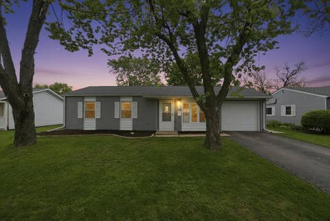Photo of 953 Dartmouth Avenue, Matteson, IL 60443 (MLS # 12642004)