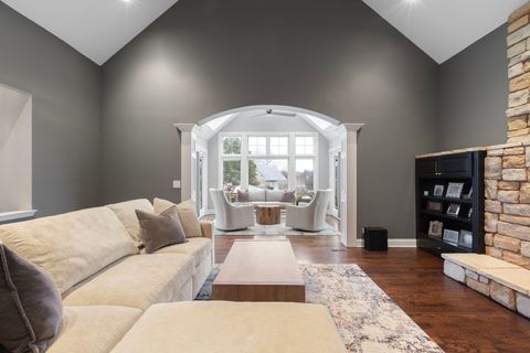 Tiny photo for 22 Aintree Road, St. Charles, IL 60174 (MLS # 12544601)