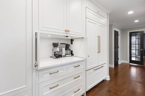 Tiny photo for 22 Aintree Road, St. Charles, IL 60174 (MLS # 12544601)