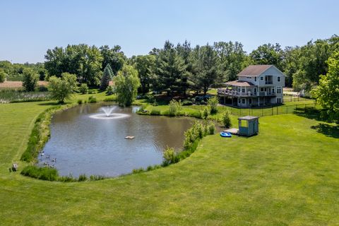Tiny photo for 463 40TH Street, East Moline, IL 61244 (MLS # 12681222)