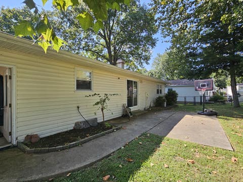 Tiny photo for 1011 Blueberry Hill Avenue, Mt Vernon, IL 62864 (MLS # 12740857)