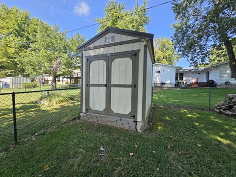 Tiny photo for 1011 Blueberry Hill Avenue, Mt Vernon, IL 62864 (MLS # 12740857)