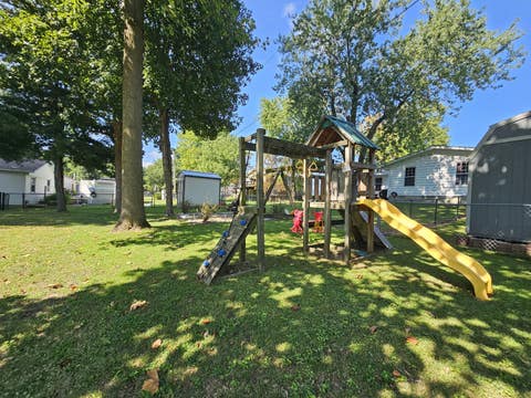 Tiny photo for 1011 Blueberry Hill Avenue, Mt Vernon, IL 62864 (MLS # 12740857)