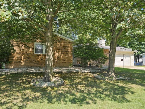 Tiny photo for 1011 Blueberry Hill Avenue, Mt Vernon, IL 62864 (MLS # 12740857)