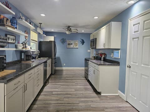 Tiny photo for 1011 Blueberry Hill Avenue, Mt Vernon, IL 62864 (MLS # 12740857)