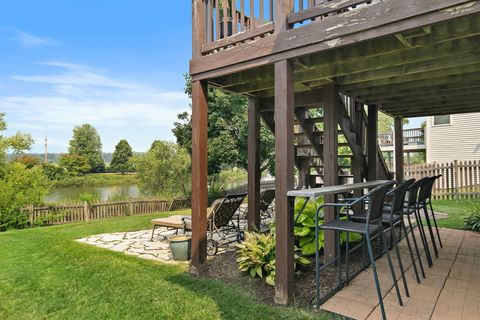 Tiny photo for 423 Horizon Drive W, St. Charles, IL 60175 (MLS # 12436703)