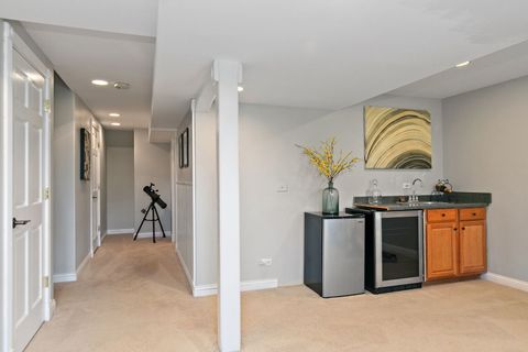 Tiny photo for 423 Horizon Drive W, St. Charles, IL 60175 (MLS # 12436703)