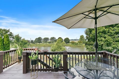 Tiny photo for 423 Horizon Drive W, St. Charles, IL 60175 (MLS # 12436703)