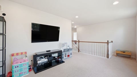 Tiny photo for 5 Palisades Boulevard, Hawthorn Woods, IL 60047 (MLS # 12786173)