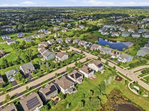 Tiny photo for 5 Palisades Boulevard, Hawthorn Woods, IL 60047 (MLS # 12786173)