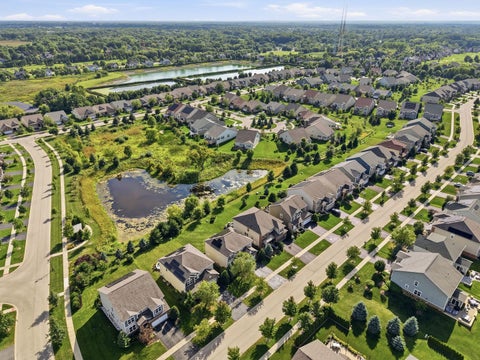 Tiny photo for 5 Palisades Boulevard, Hawthorn Woods, IL 60047 (MLS # 12786173)