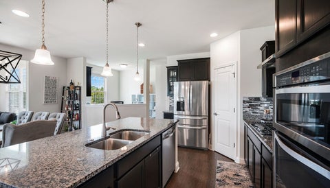 Tiny photo for 5 Palisades Boulevard, Hawthorn Woods, IL 60047 (MLS # 12786173)