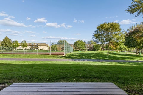 Tiny photo for 572 FAIRWAY VIEW Drive #1B, Wheeling, IL 60090 (MLS # 12776921)