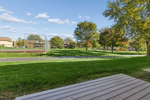 Tiny photo for 572 FAIRWAY VIEW Drive #1B, Wheeling, IL 60090 (MLS # 12776921)