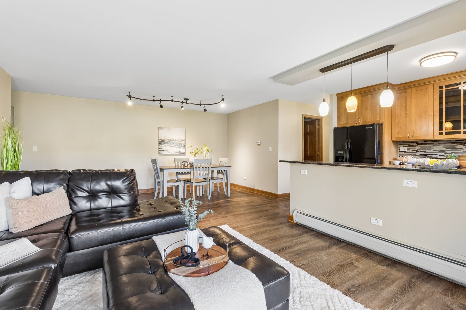 572 FAIRWAY VIEW Drive 1B